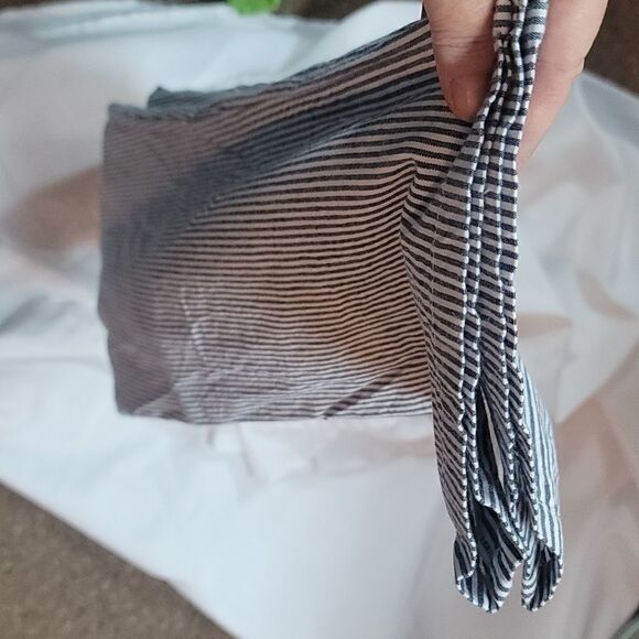 Woman's Sky & Sparrow Blue And White Striped Pants - Picture 9 of 9